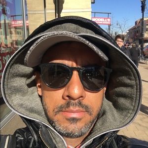 Meet your Posher, Aaron